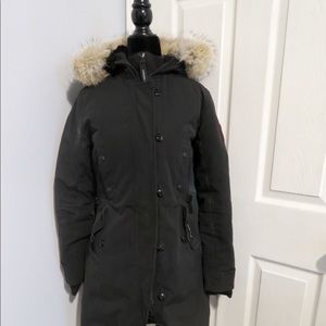 SOLD - Canada goose Kensington Parka